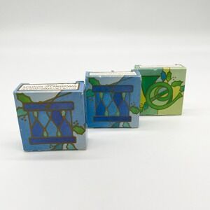 Avon Women Bath Soap 1986‎ Sounds of Christmas Mini Holiday Collectible Set